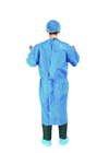 Jednorazowa chirurgiczna suknia izolacyjna Medyczny ochronny, sterylny kombinezon izolacyjny Sms Spp